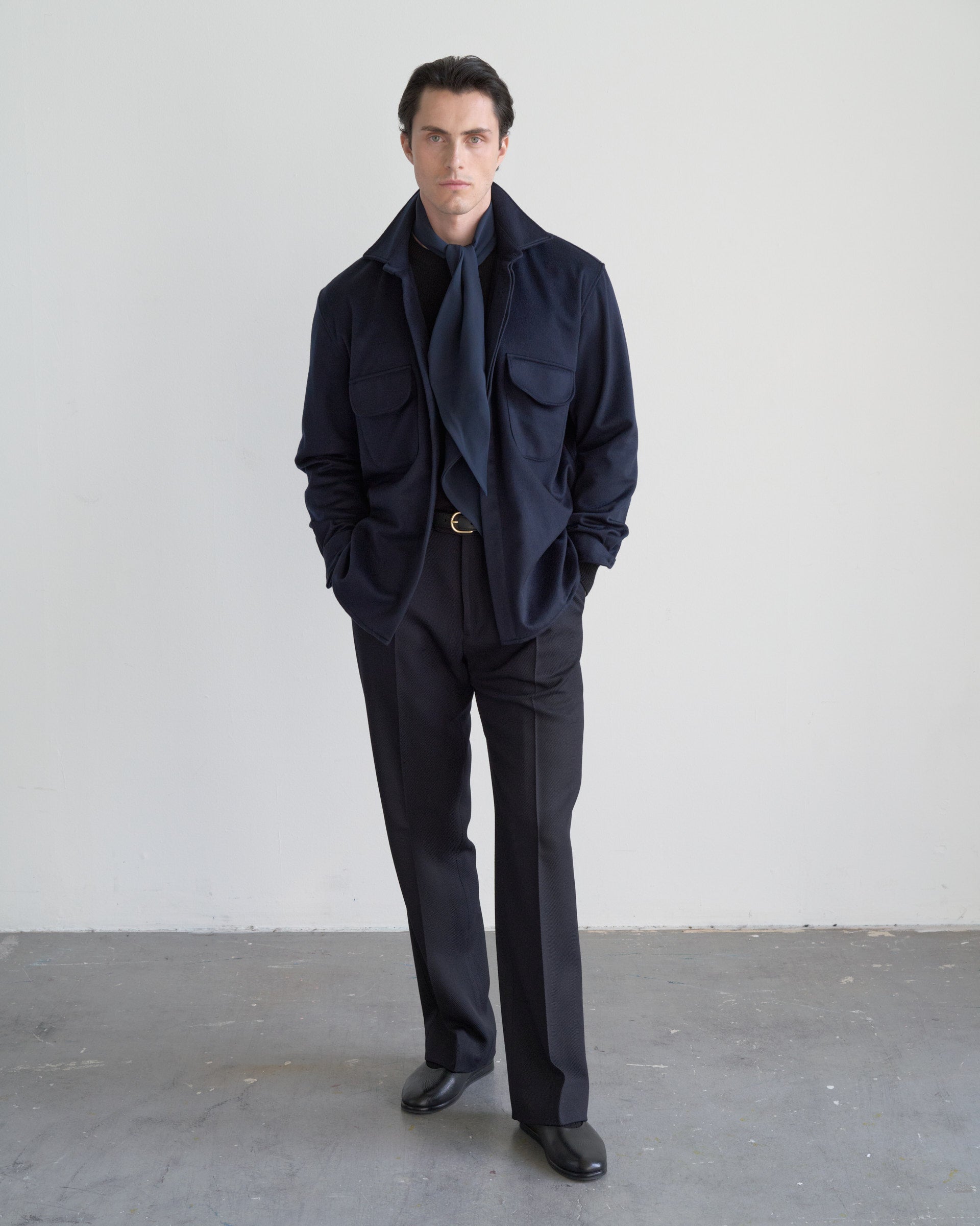 Shirt Jacket Flap Pockets in Cashmere - Navy